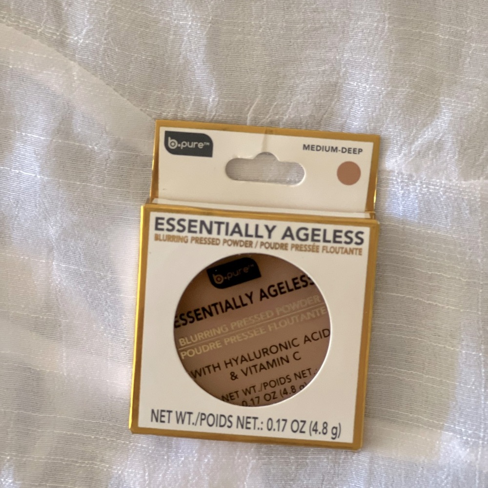 b.pure Essentially Ageless Blurring Pressed Powder